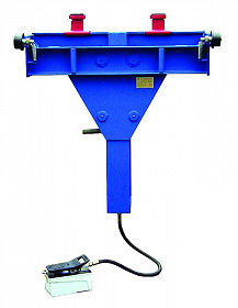 На сайте Трейдимпорт можно недорого купить Канавный навесной подъёмник ПНК-10. 